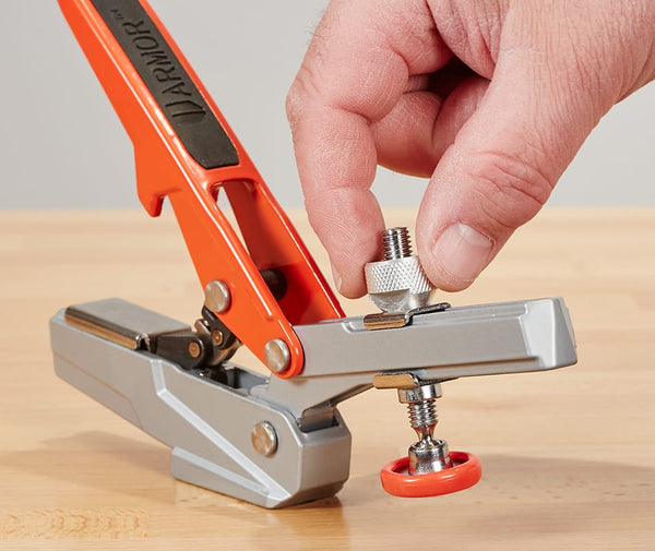 AutoAdjust P7HH Horizontal Dog Clamp (ArmorTool) PiranhaTools